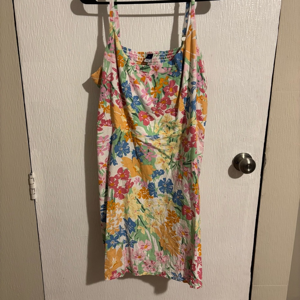 White floral print mini dress